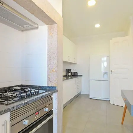 Guine 19 Apartment Lissabon